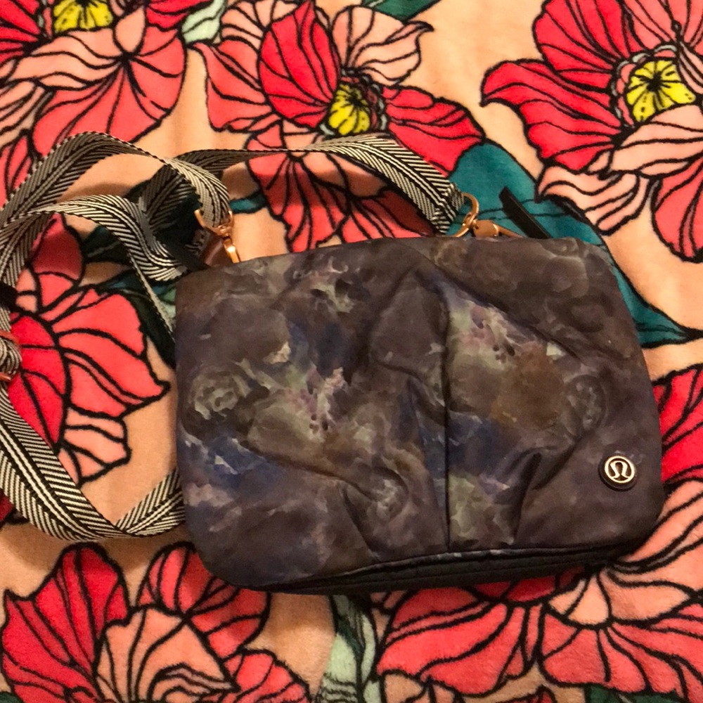 Lululemon crossbody bag